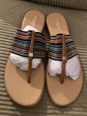 Cloudwalkers Tan Sandal with Multicolor Striped Band 10 WIDE